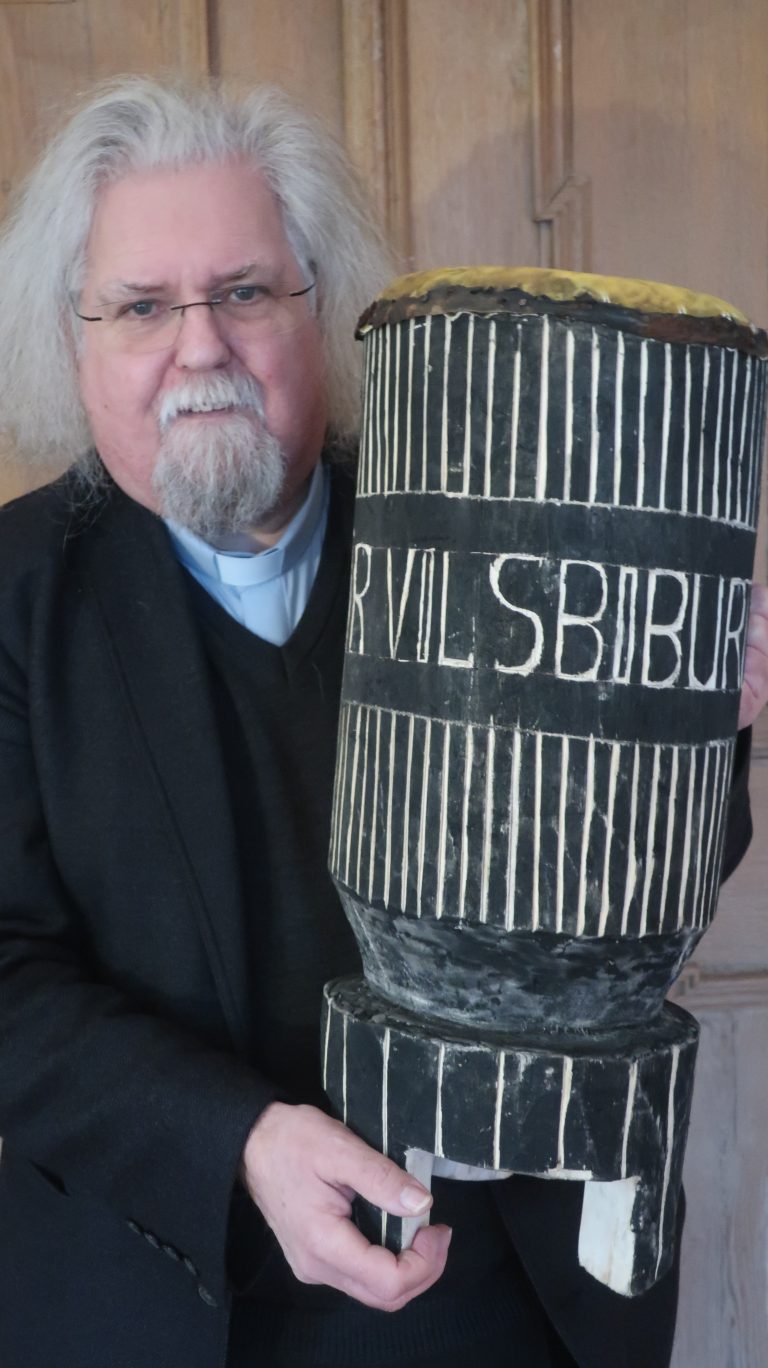 Baustein aus dem Kongo für die neue Orgel in der Pfarrkirche Vilsbiburg ...